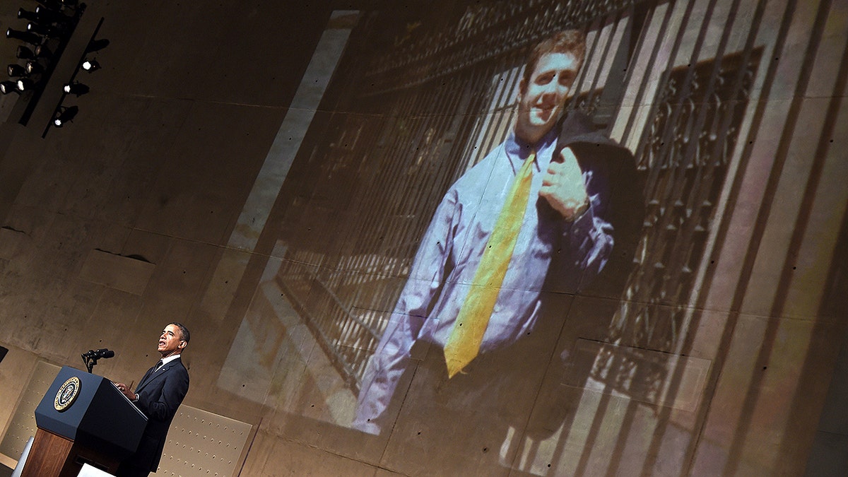 Welles Crowther honored by Barack Obama