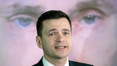 Russia’s opposition looks for a leader as new party launches in Berlin