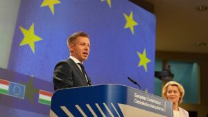 Hungary submits revised EU recovery plan as MEPs demand transparency
