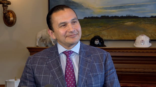 Premier says there’s no Indigenous opposition to pipeline proposed for northern Manitoba