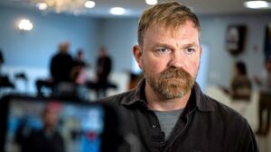 Inside the slapdash Platner vetting job that ignored warnings before bid blew up: source