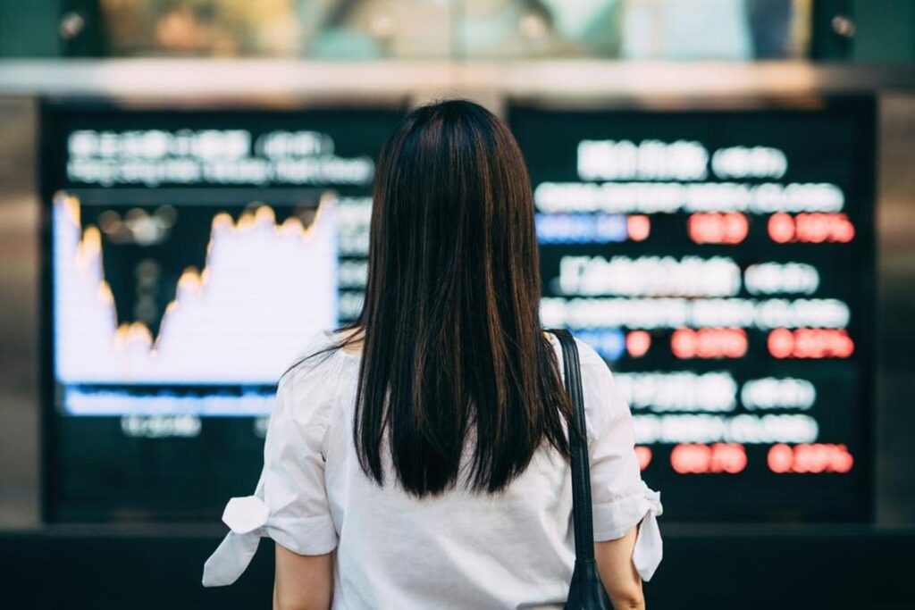 What Investors Can Expect In The Last 6 Months
