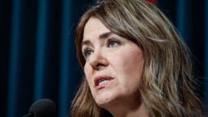 Smith tells First Nations chiefs to ‘check themselves’ after treason accusation over separation question