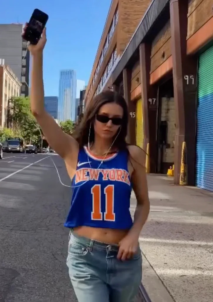 nina dobrev knicks