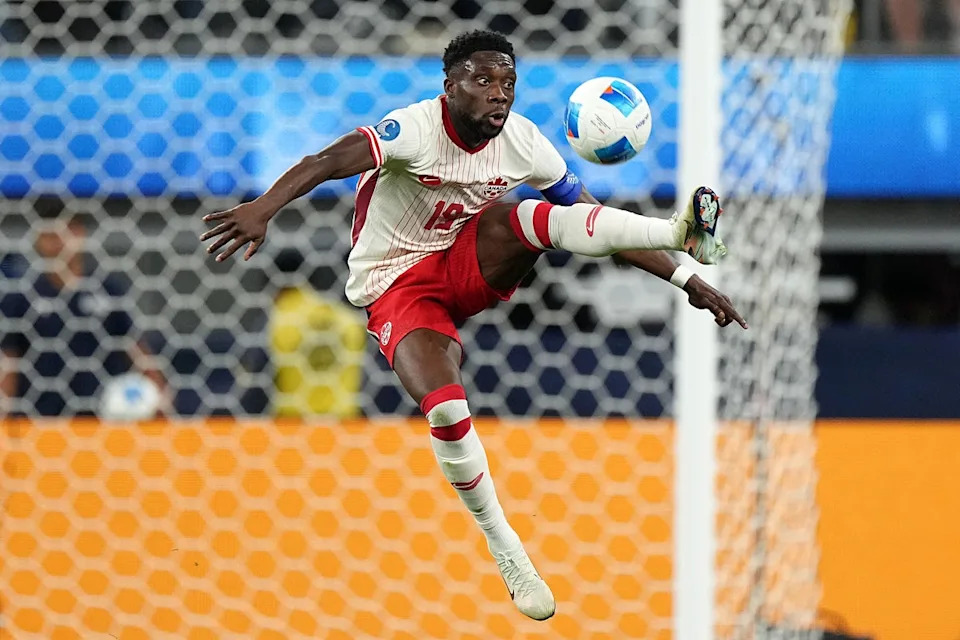 Bayern Munich defender Alphonso Davies will star for Canada (Getty)
