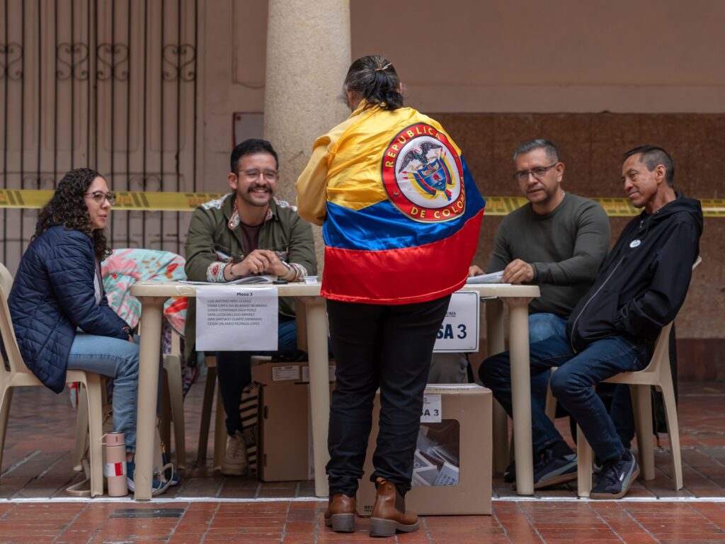 Polls open in Colombia presidential race pitting leftist against hardliner