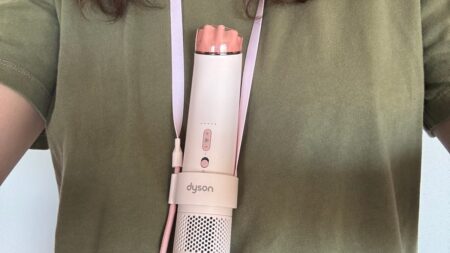 Dyson’s First Handheld Fan Is Powerful, but It Comes at a Cost