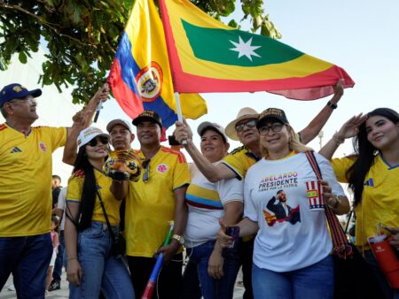 Cepeda, de la Espriella advance in Colombia’s presidential election