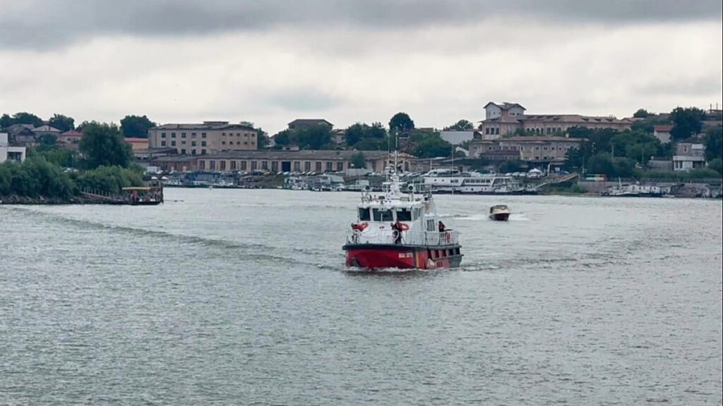 Three wounded in strike on Ukraine-bound LPG tanker off Romanian coast