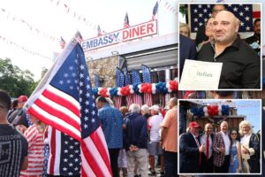Long Island diner owner celebrates 4th of July with free meals for customers: ‘I love this country’