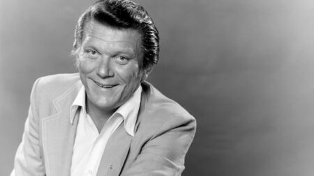 Tommy Hunter, ‘Canada’s Country Gentleman,’ dead at 89