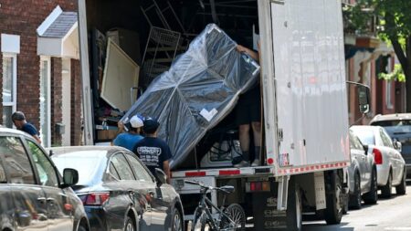 More than 2,000 Quebec households stranded without a lease after July 1