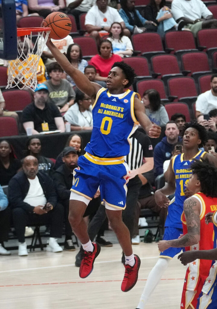 5-star Brandon McCoy sticking with Michigan basketball: Report