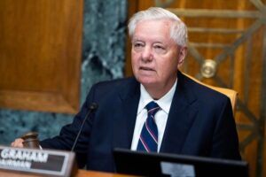 Lindsey Graham Died Of Aortic Dissection Due To Cardiovascular Disease, Office Says