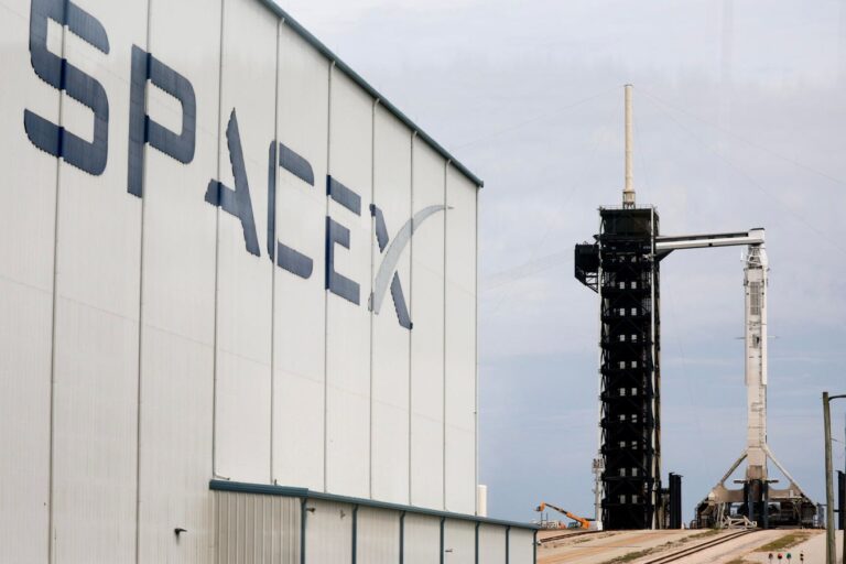 SpaceX Shares Tumble Below IPO Price
