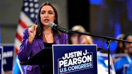 AOC accused of putting on new accent during Memphis rally: ‘Going full Kamala’