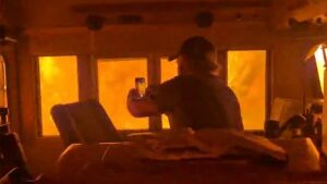 Government says it’s investigating CN’s actions after rail crew surrounded by wildfire