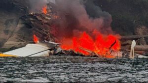 Multiple injured after floatplane makes emergency landing, catches fire off Washington coast