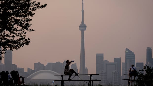 Air quality warning lifted across GTA: Environment Canada