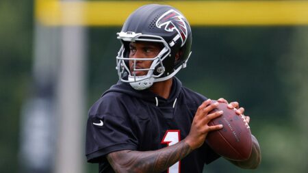 Falcons quarterback competition takes early hit as Tua Tagovailoa suffers ‘flare-up’ in training camp
