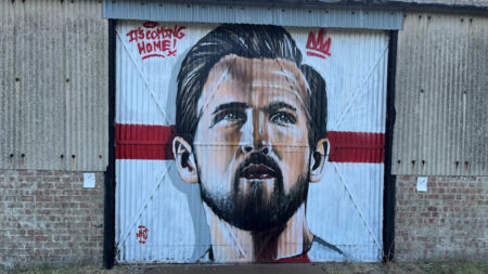 Kane and Bellingham murals celebrate World Cup run