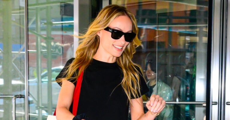 We’re Obsessing Over Olivia Wilde’s Loose, Classy Pants That Make Even a Tee Look Polished