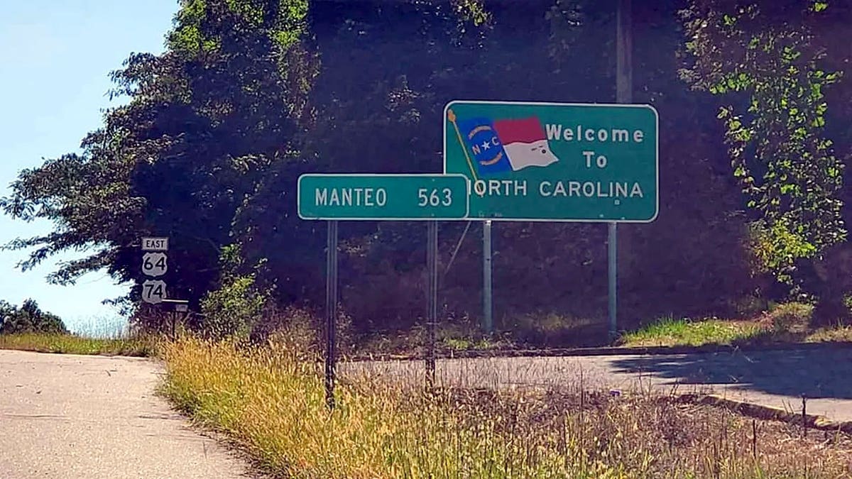 From Murphy to Manteo, US-64 is North Carolina's longest roadway.