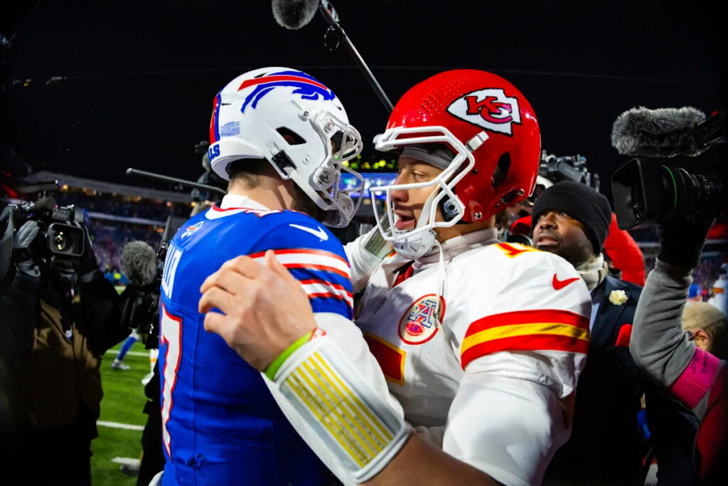5 NFL Quarterbacks are clear frontrunners to win MVP
