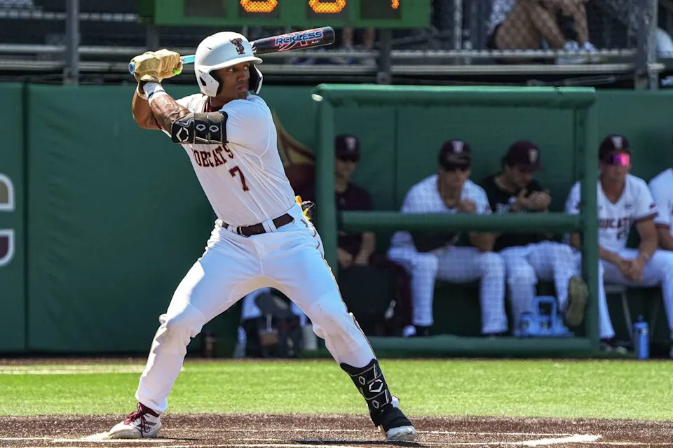 Texas State catcher Rashawn Galloway (7) steps up to bat during the game against Louisiana at Bobcat Ballpark on Saturday, March. 21, 2026 in San Marcos, Texas. (Aaron E. Martinez/Austin American-Statesman)
