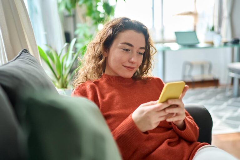 Social media users consume over 150 hours of ‘oddly satisfying’ videos a year — and admit to a revolting habit: survey