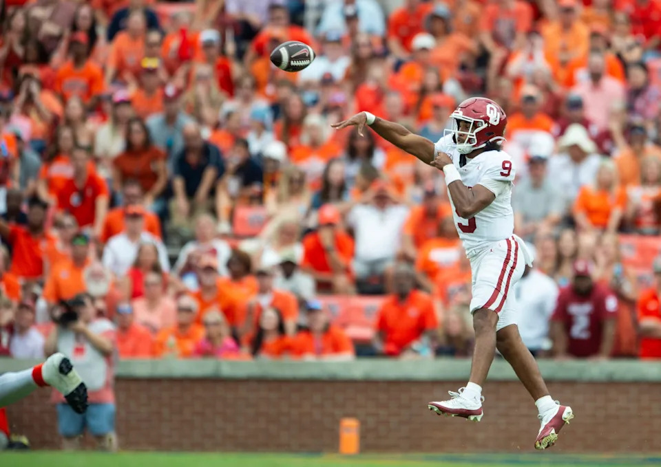 Oklahoma Sooners quarterback Michael Hawkins Jr. (9) throws the ball as Auburn Tigers take on Oklahoma Sooners at Jordan-Hare Stadium in Auburn, Ala., on Saturday, Sept. 28, 2024. Oklahoma Sooners defeated Auburn Tigers 27-21.