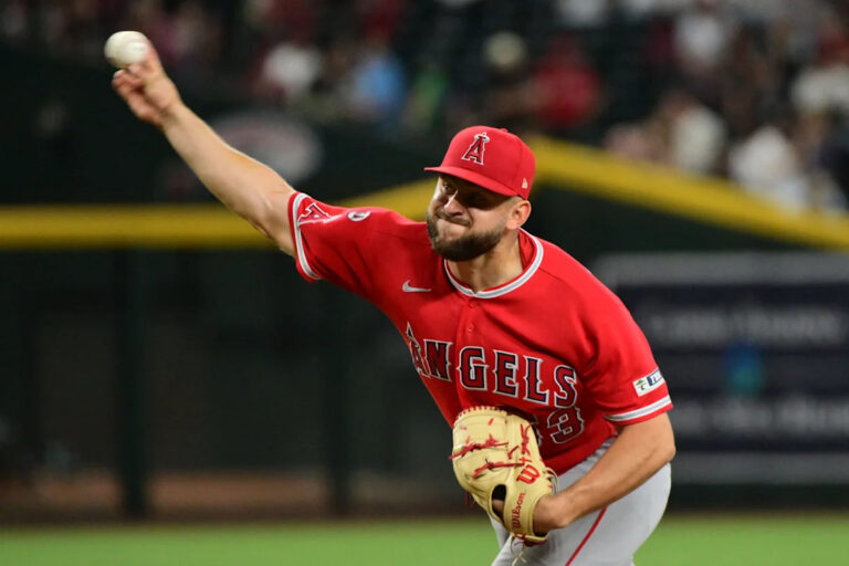 Former Vol traded to Rangers ahead of MLB deadline