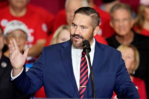 A legal battle over election procedures between top officials in Arizona’s Maricopa County is over