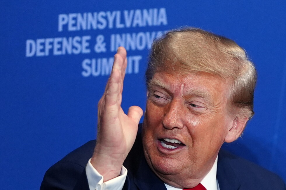 Trump doesn’t say a lot about defense at US Army War College