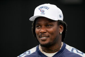 Former Titans, Jets, Cardinals running back Chris Johnson reveals he has ALS