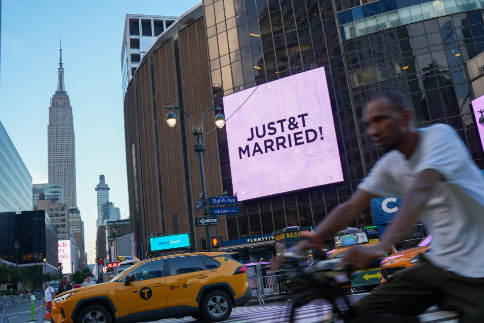 Taylor Swift and Travis Kelce are married in Madison Square Garden ceremony