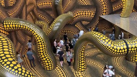 Video. Germany: Yayoi Kusama exhibition breaks attendance record in Cologne