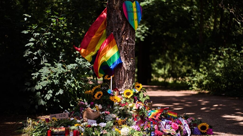 Video. Berlin community remembers victims of Pride parade attack
