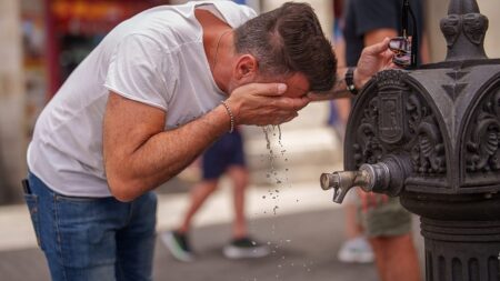 What is the EU doing to tackle its growing water scarcity?