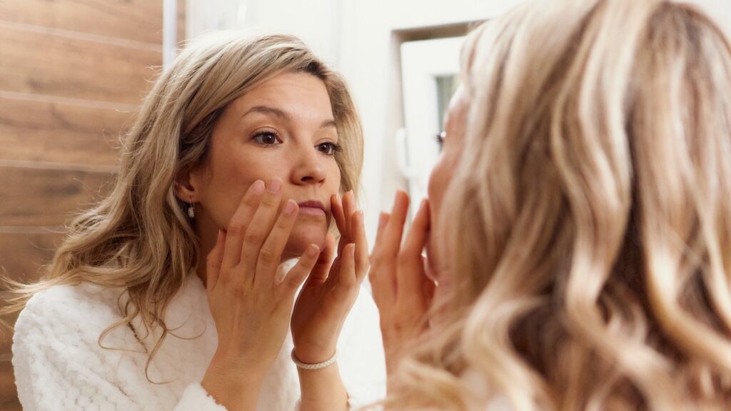 3 common factors may be secretly speeding up the aging process, expert says