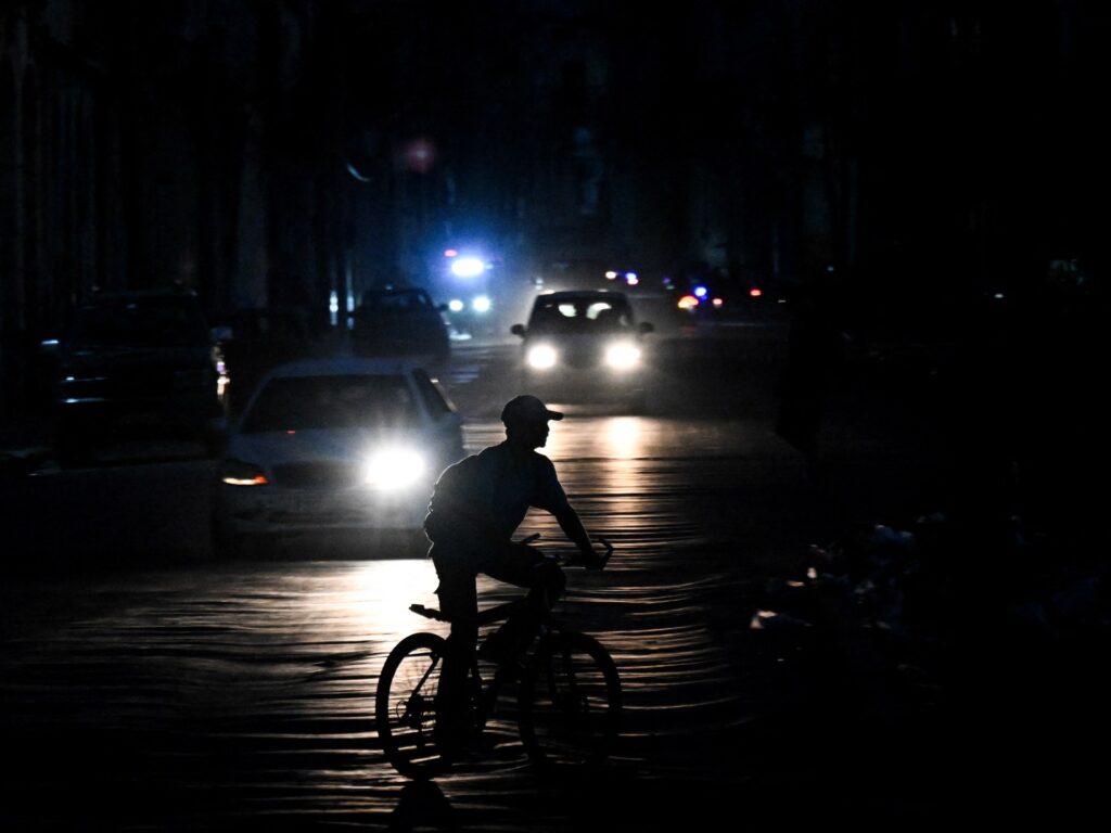 Cuba’s power grid collapses again despite restoration efforts