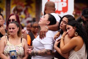 Trump embraces teary-eyed mom of 12-year-old boy shot dead on NYC street