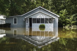 7 dead from historic flooding in Indiana