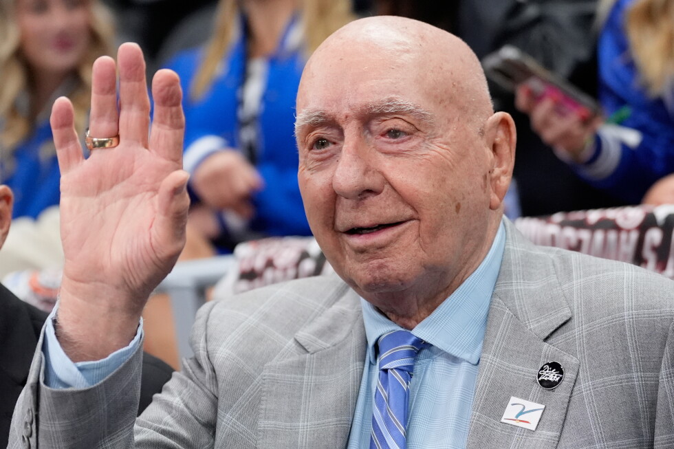 ESPN basketball analyst Dick Vitale shares positive update on cancer diagnosis