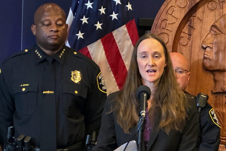 Seattle mayor defends ousting of police chief after food festival shooting