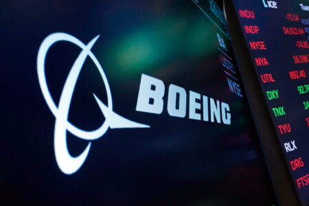 FAA orders urgent inspections for 471 Boeing 737 Max jets after crack reports in older models
