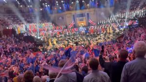 Sea of EU flags dominates BBC’s Last Night of the Proms