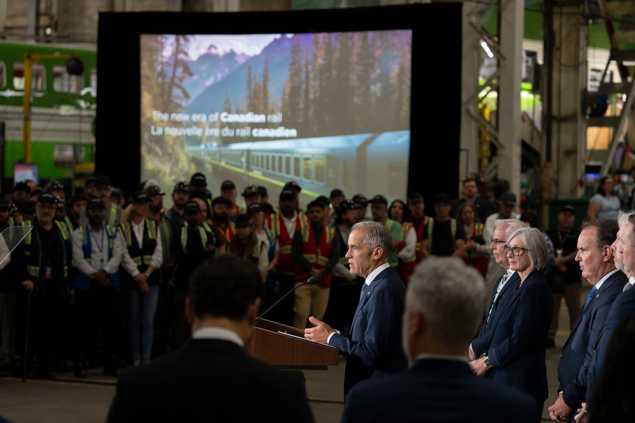 Prime Minister Mark Carney speaks at the Alstom Plant in Thunder Bay, Ont.