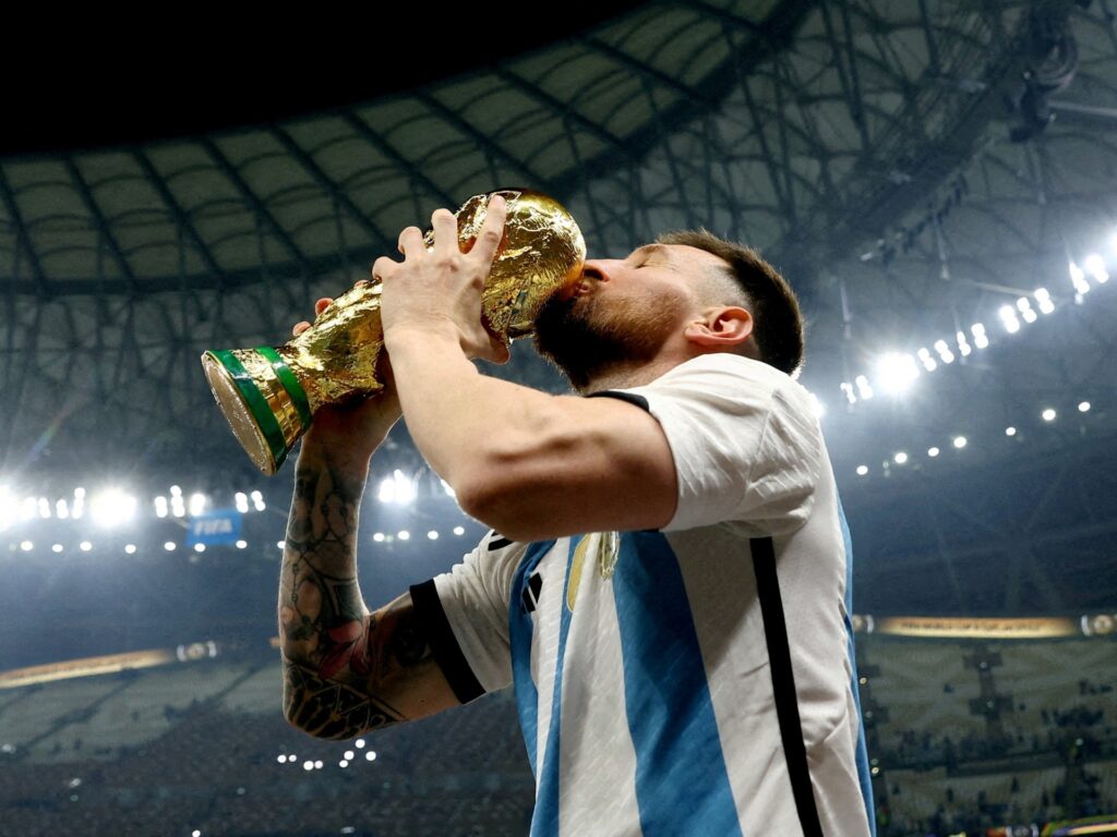 ‘No one else like him’: Argentinians rally for Lionel Messi