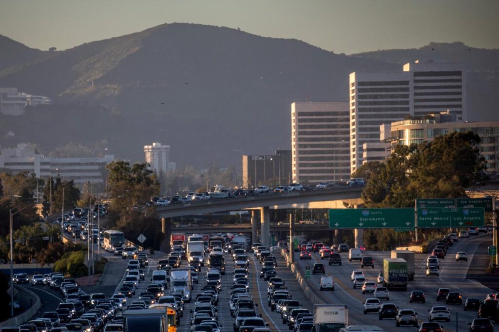 Traffic nightmare looms for LA drivers as major freeways choked off this weekend